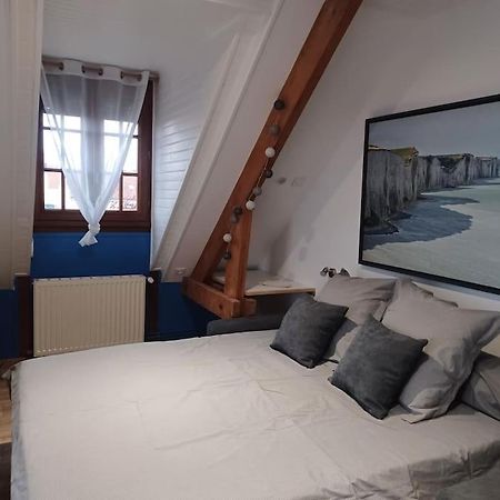 Apartament Studio Les Trois Cles Fressenneville Zewnętrze zdjęcie